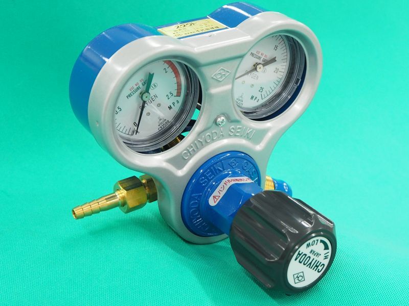 スタウト圧力調整器 酸素用 スタンダード、ゲージプロテクター付