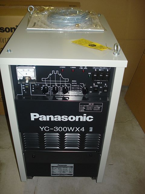 Panasonic ツインインバータ制御交直兼用TIG溶接機 (本体のみ) YC-300WX4T00